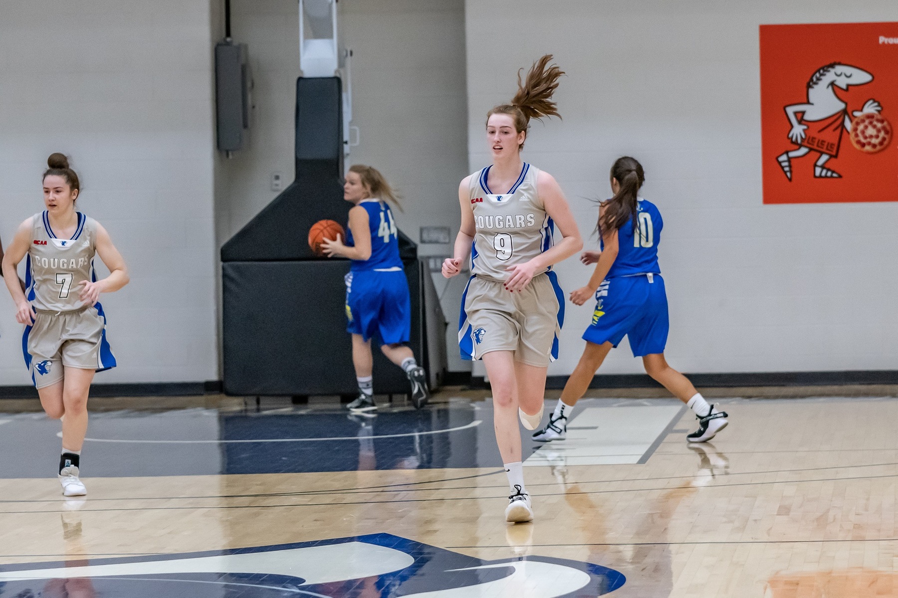 Women with convincing win over LSSU JV Lakers