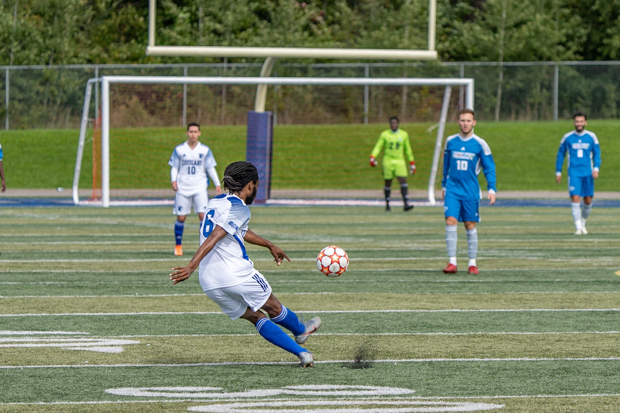 Men&rsquo;s soccer advances to indoor soccer provincial championships